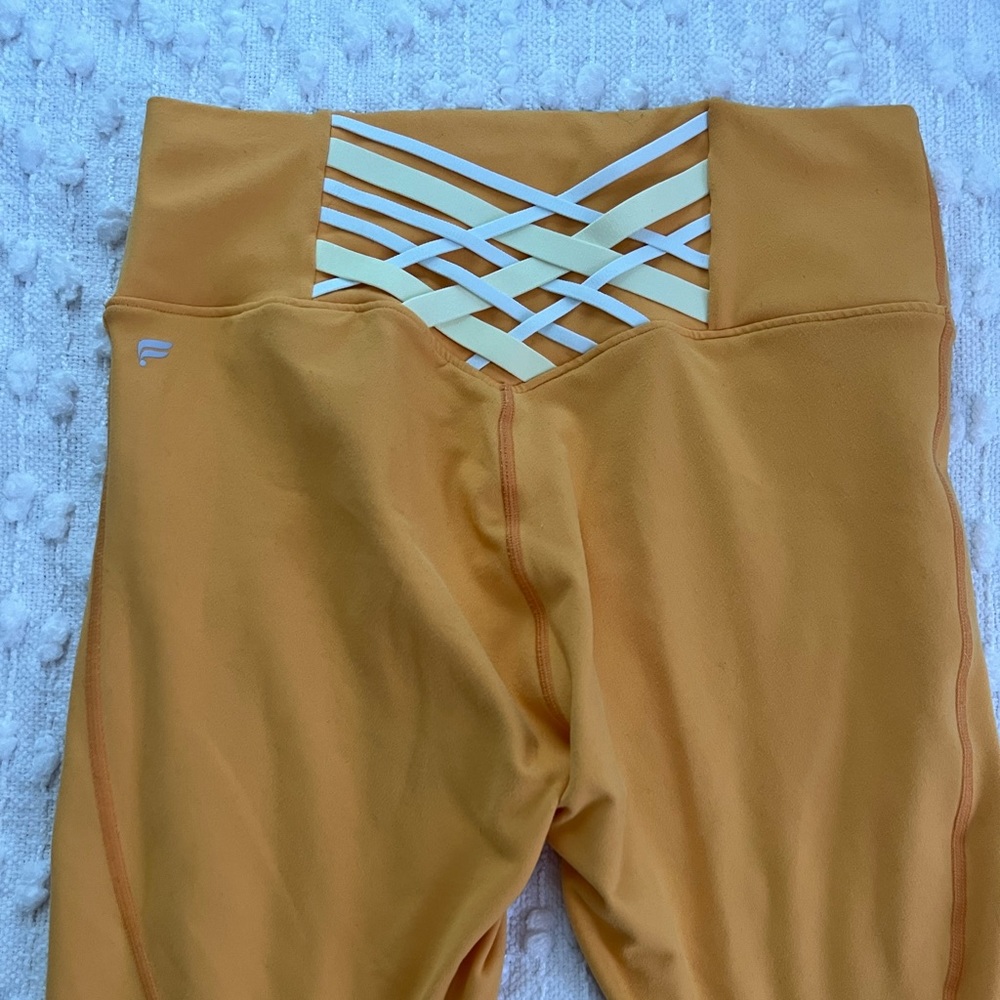 Fabletics Medium size power hold leggings